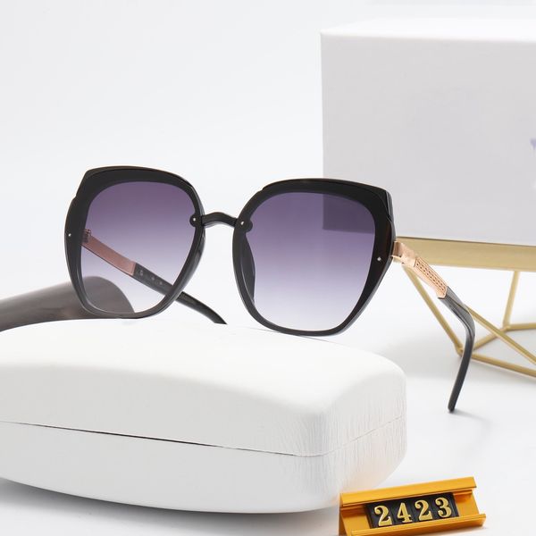 fashion round sunglasses eyewear sun glasses designer brand black metal frame glass lenses for mens womens better brown cases, White;black
fashion round sunglasses eyewear sun glasses designer brand black metal frame glass lenses for mens womens better brown cases, White;black