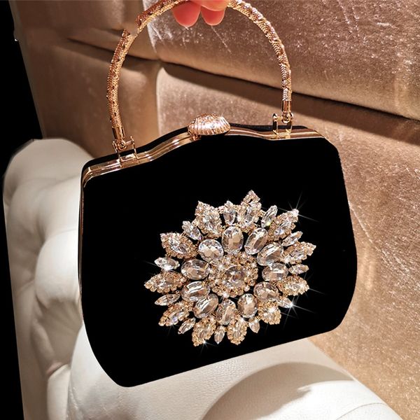 designer dinner bag ladies evening one shoulder crossbody bag shiny 2022 new light luxury wedding party inlaid with diamond sun flower alloy
designer dinner bag ladies evening one shoulder crossbody bag shiny 2022 new light luxury wedding party inlaid with diamond sun flower alloy