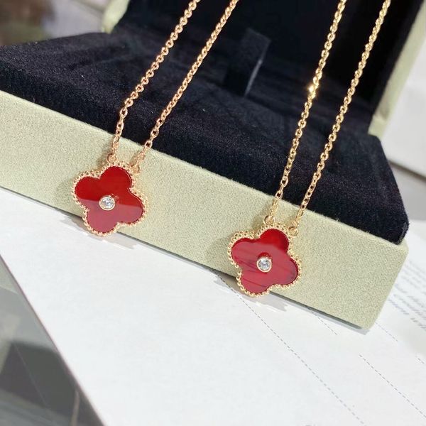 designer ladies necklace luxury 4 leaf clover pendant 18k gold color shell girl valentine's day love gift factory wholesale retail, Silver
designer ladies necklace luxury 4 leaf clover pendant 18k gold color shell girl valentine's day love gift factory wholesale retail, Silver