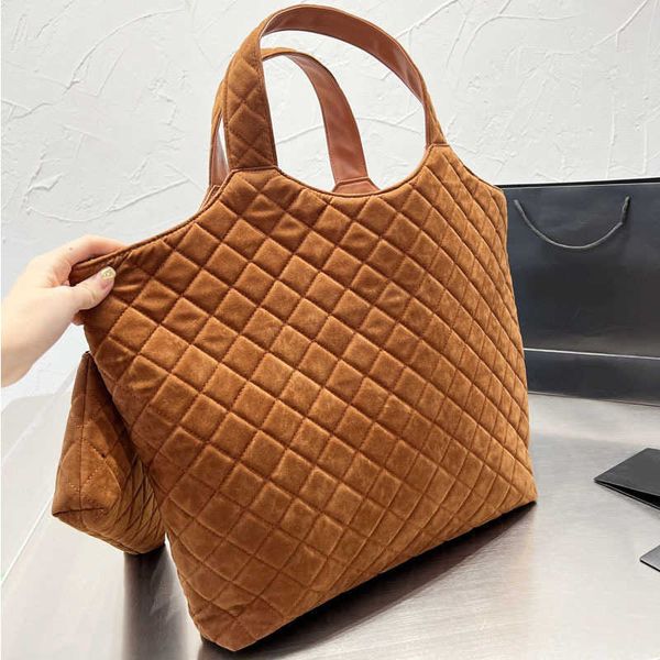 totes designer diamond handbag women lager tote bag frosted leather simple generous shoulder messenger shopping bag with wallet 220804
totes designer diamond handbag women lager tote bag frosted leather simple generous shoulder messenger shopping bag with wallet 220804