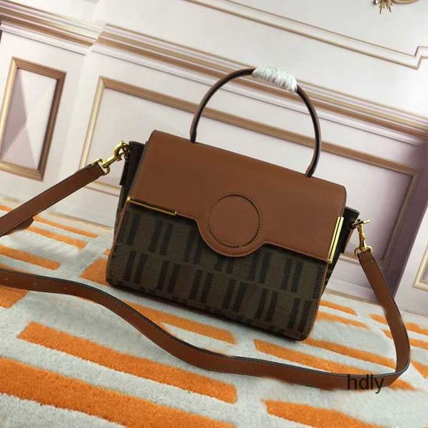evening bags tote messenger cross body bag shoulder bags leather canvas women handbags purse vintage letter metal hardware sign vintage flap
evening bags tote messenger cross body bag shoulder bags leather canvas women handbags purse vintage letter metal hardware sign vintage flap
