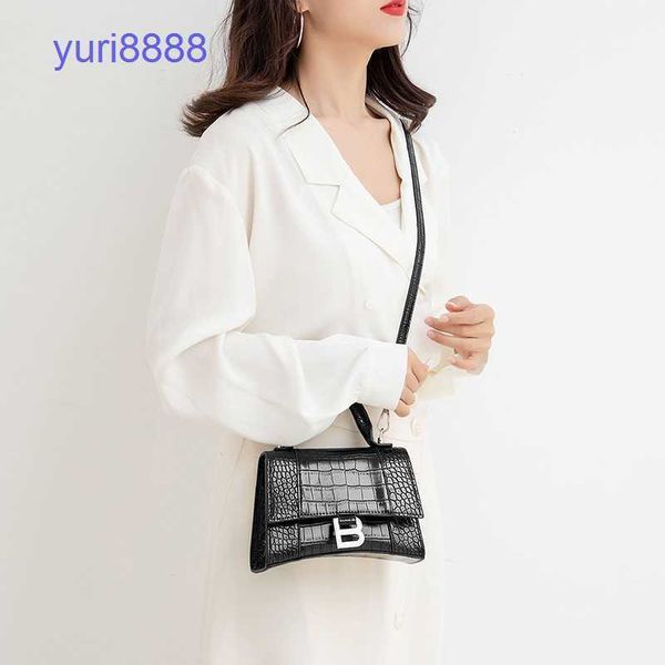 hourglass bag balenciga shoulder bags price 2022 hourglass bag plain crocodile b-shaped buckle hand single mes
hourglass bag balenciga shoulder bags price 2022 hourglass bag plain crocodile b-shaped buckle hand single mes