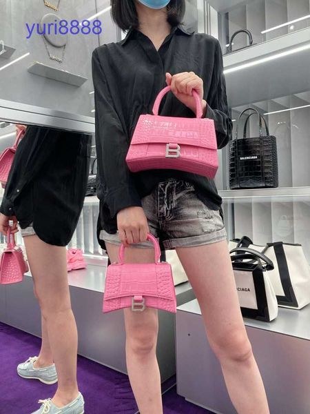 hourglass bag balenciga shoulder s price niche design bag women's 2022 new advanced sense b home crocodile pat cjlv
hourglass bag balenciga shoulder s price niche design bag women's 2022 new advanced sense b home crocodile pat cjlv