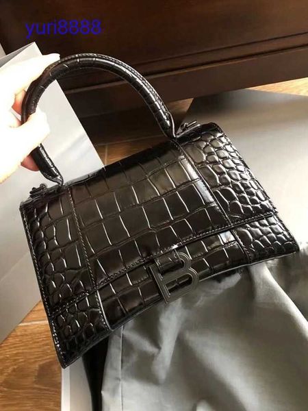 hourglass bag balenciga shoulder bags price scarecrow high texture bag women's summer 2022 new fashion niche d cwjk
hourglass bag balenciga shoulder bags price scarecrow high texture bag women's summer 2022 new fashion niche d cwjk