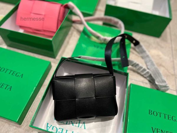 designer luxury women bag bottegas handbag fashion inclined shoulder womens bags versatile purses totes large capacity saddle venetas wallet
designer luxury women bag bottegas handbag fashion inclined shoulder womens bags versatile purses totes large capacity saddle venetas wallet