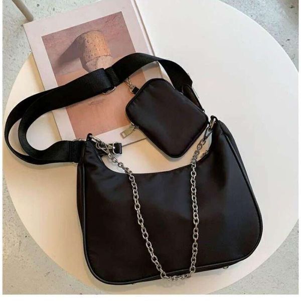 wholesale canvas hobo for women shoulder bag for women chest pack lady tote chains handbags presbyopic purse messenger bag handbags canvas f
wholesale canvas hobo for women shoulder bag for women chest pack lady tote chains handbags presbyopic purse messenger bag handbags canvas f