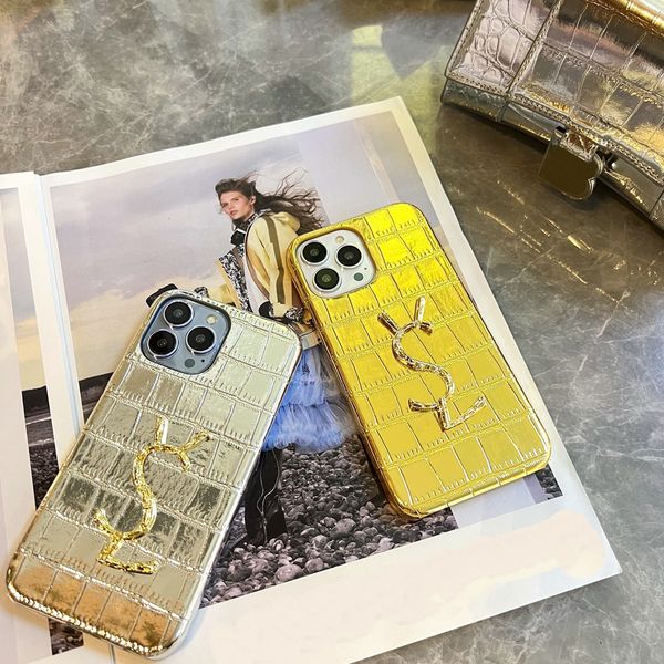 golden iphone 14 case designer cell phone cases suit iphone 12 11 pro promax luxury premium brand phonecases 13 13pro 13 promax two colors
golden iphone 14 case designer cell phone cases suit iphone 12 11 pro promax luxury premium brand phonecases 13 13pro 13 promax two colors
