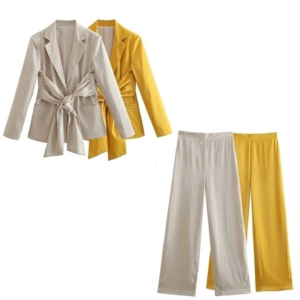 women's two piece pants puwd women bow embellished silk satin suit summer ladies elegant satin blazer pants party high street commute f, White
women's two piece pants puwd women bow embellished silk satin suit summer ladies elegant satin blazer pants party high street commute f, White