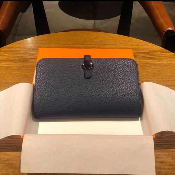 designer wallets women's and men's fashion wallet for woman passport clip simple h leather purses protective cover to store id hol, Red;black
designer wallets women's and men's fashion wallet for woman passport clip simple h leather purses protective cover to store id hol, Red;black