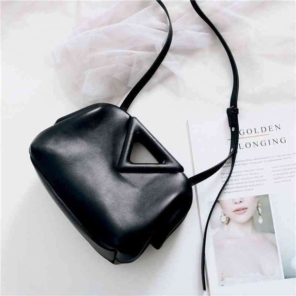 botte point bags botte handbags veneprice cloud inverted triangle bag 2022 new fashion leather women's have a rainbow
botte point bags botte handbags veneprice cloud inverted triangle bag 2022 new fashion leather women's have a rainbow