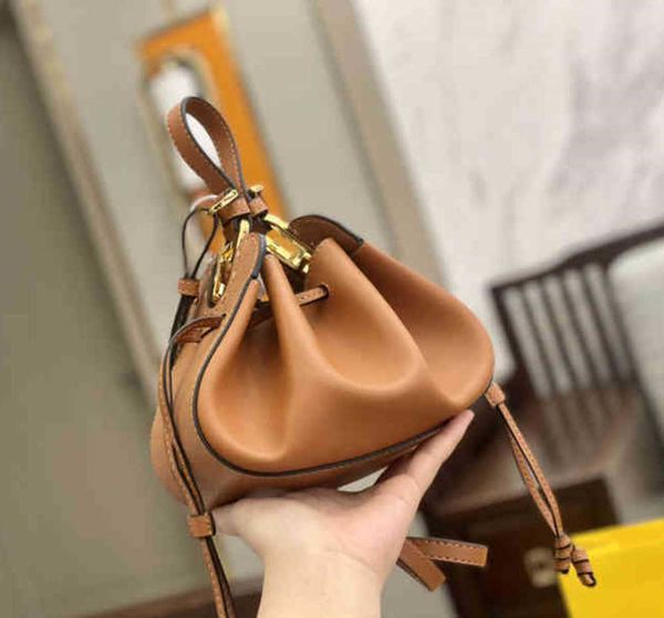 luxury saddle crossbody fends bags for womens multicolor handbag designer sling baguette the tote bag shoulder purses woman 7a fashion walle
luxury saddle crossbody fends bags for womens multicolor handbag designer sling baguette the tote bag shoulder purses woman 7a fashion walle