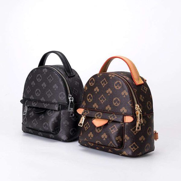 2022 new versatile old flower double shoulder women's mini backpack printed single crossbody simple fashion classic personalized fabric
2022 new versatile old flower double shoulder women's mini backpack printed single crossbody simple fashion classic personalized fabric