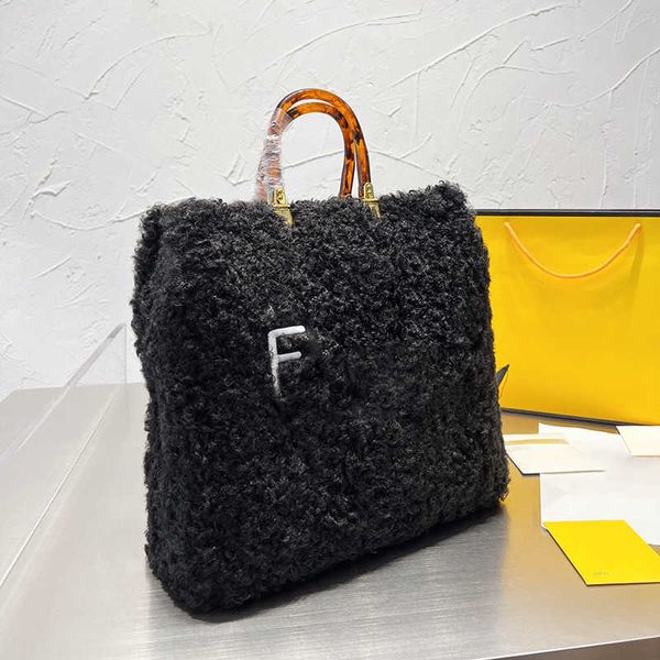 tote bag hairy handbags designer women totes bags luxury fashion letter print holiday shoulder bag large shopper bag purses 220926
tote bag hairy handbags designer women totes bags luxury fashion letter print holiday shoulder bag large shopper bag purses 220926