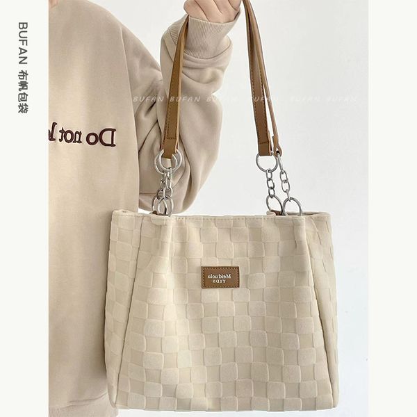 ladies' dinner handbag bag large capacity 2022 new high-end sense small crowd everything go with class commuting bag hand b/l shoulder
ladies' dinner handbag bag large capacity 2022 new high-end sense small crowd everything go with class commuting bag hand b/l shoulder