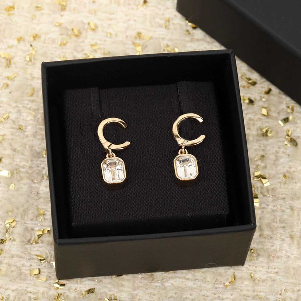 2022 luxury quality charm drop earring with crystal beads in square in 18k gold plated have box stamp ps4462, Golden
2022 luxury quality charm drop earring with crystal beads in square in 18k gold plated have box stamp ps4462, Golden