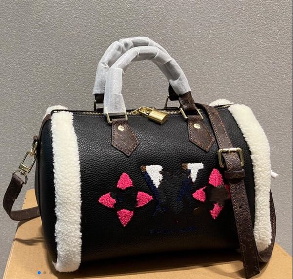designers speedy bags with lock handbags boston totes lamb wool pillow bag luxurys women shoulder crossbody wallet genuine leather monograms
designers speedy bags with lock handbags boston totes lamb wool pillow bag luxurys women shoulder crossbody wallet genuine leather monograms