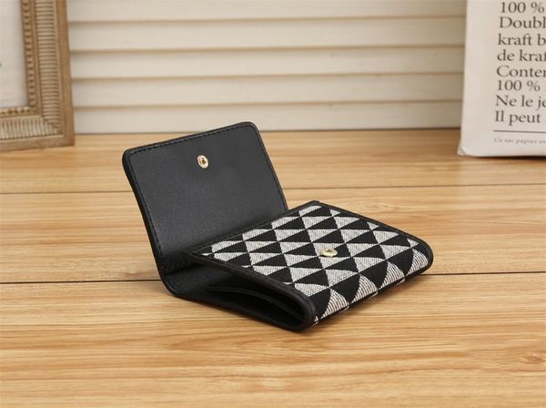 prad bag luxury designer leather p wallets for men women credit bank card holder coin purses woman clutch short compartment wallet k456, Blue;pink
prad bag luxury designer leather p wallets for men women credit bank card holder coin purses woman clutch short compartment wallet k456, Blue;pink