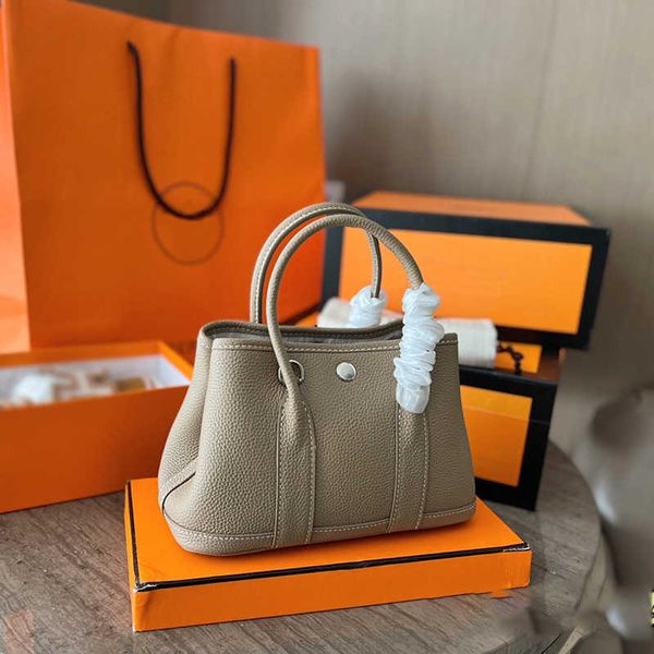 h garden famous handbag totes herbag classical the tote women leather designer party crossbody s clutches purses 220926
h garden famous handbag totes herbag classical the tote women leather designer party crossbody s clutches purses 220926
