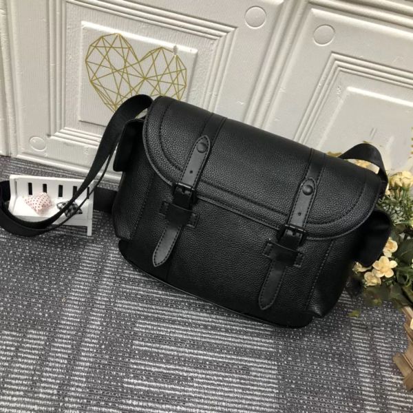 5a shoulder bag cross-body bags 58476 vogue bags men leather fashion casual travel classical plain soft hasp 58476
5a shoulder bag cross-body bags 58476 vogue bags men leather fashion casual travel classical plain soft hasp 58476