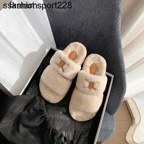 slippers designer famous brand triumphal arch wool slippers women new genuine sheepskin fur slippers, Black
slippers designer famous brand triumphal arch wool slippers women new genuine sheepskin fur slippers, Black