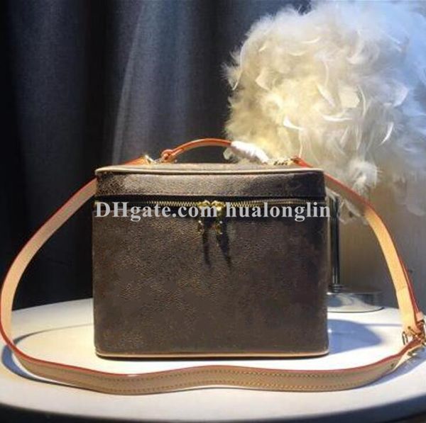 classic woman fashion bag wash handbag cosmetic bags cases quality flower ladies girls designer storage box
classic woman fashion bag wash handbag cosmetic bags cases quality flower ladies girls designer storage box