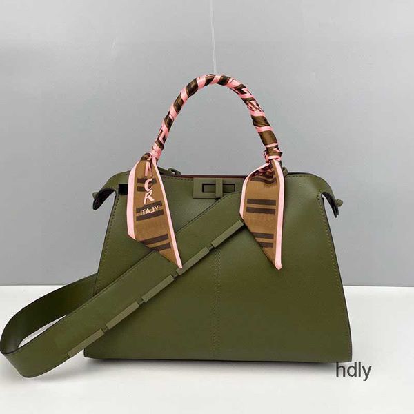 evening bags a tote bag shoulder bags 5a quality leather crossbody handbags twist buckle compartment pocket removable shoulder strap metal l
evening bags a tote bag shoulder bags 5a quality leather crossbody handbags twist buckle compartment pocket removable shoulder strap metal l