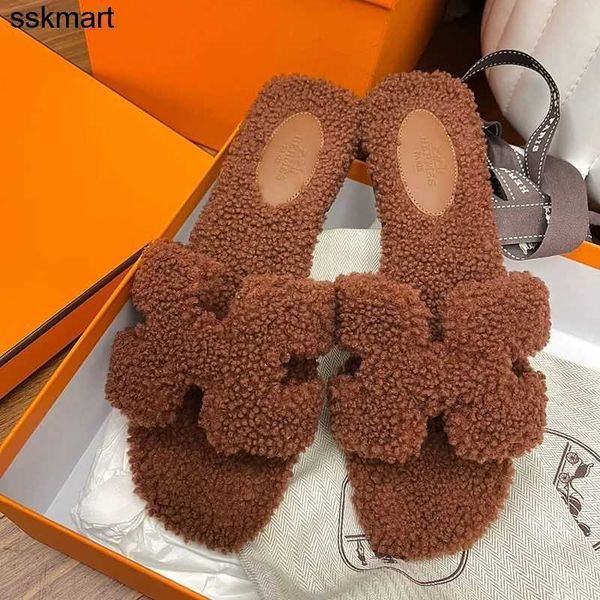 slippers designer famous brand women h maomao mop fur one new flat bottom wearing net red teddy lamb wool mop casual flip flop, Black
slippers designer famous brand women h maomao mop fur one new flat bottom wearing net red teddy lamb wool mop casual flip flop, Black