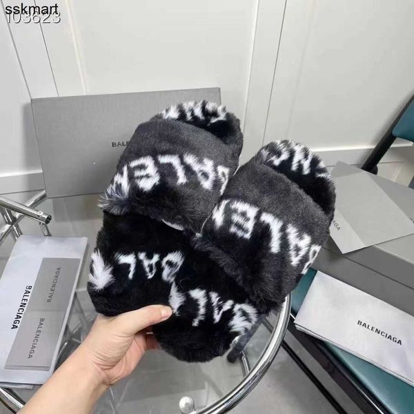 slippers designer luxury balencaigass paris woolen aristocratic shoes women anti-skid new autumn winter thick soled lamb wool flat cotton sl, Black
slippers designer luxury balencaigass paris woolen aristocratic shoes women anti-skid new autumn winter thick soled lamb wool flat cotton sl, Black