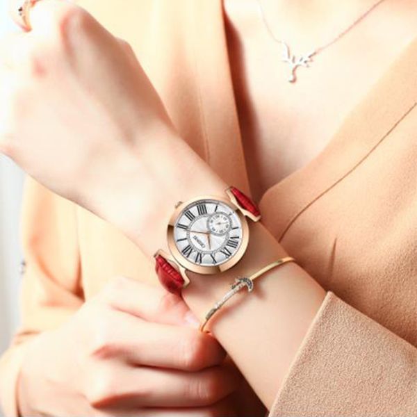 2021 designer design exquisite ladies casual style quartz leather watch, Slivery;golden
2021 designer design exquisite ladies casual style quartz leather watch, Slivery;golden