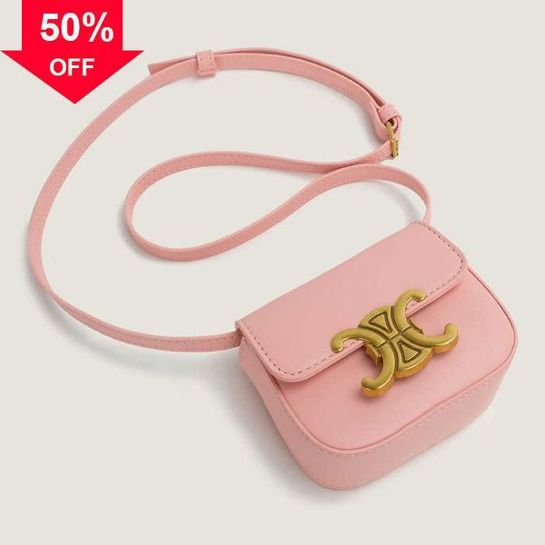 designer evening bagsfashion handbagsnew messenger bags women's 2022 new trend mini arc de women's shoulder small bag mouth red
designer evening bagsfashion handbagsnew messenger bags women's 2022 new trend mini arc de women's shoulder small bag mouth red