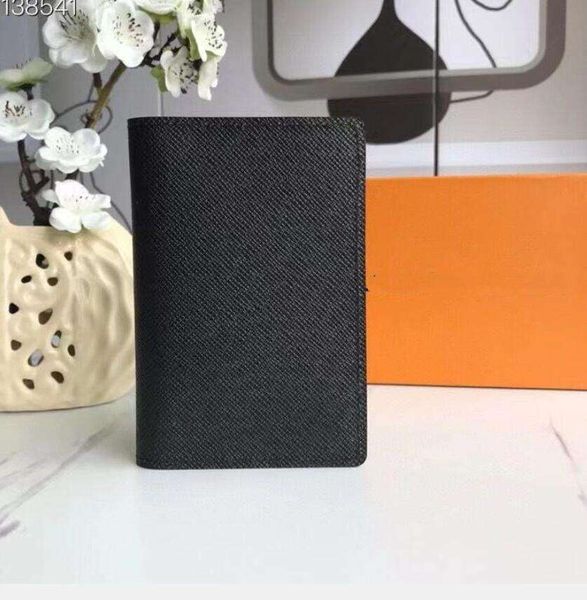 women leather passport cover brand credt card holder men business travel passport holder wallet covers for passports with box frame, Brown;gray
women leather passport cover brand credt card holder men business travel passport holder wallet covers for passports with box frame, Brown;gray
