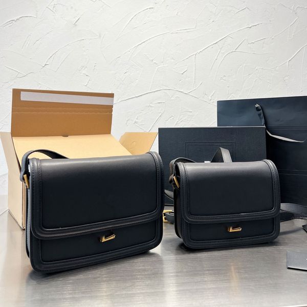cosmetic bags cases luxury designer bag vintage shoulder bags crossbody designers bag classic solid style leather cowhide simple fashion 2 s
cosmetic bags cases luxury designer bag vintage shoulder bags crossbody designers bag classic solid style leather cowhide simple fashion 2 s