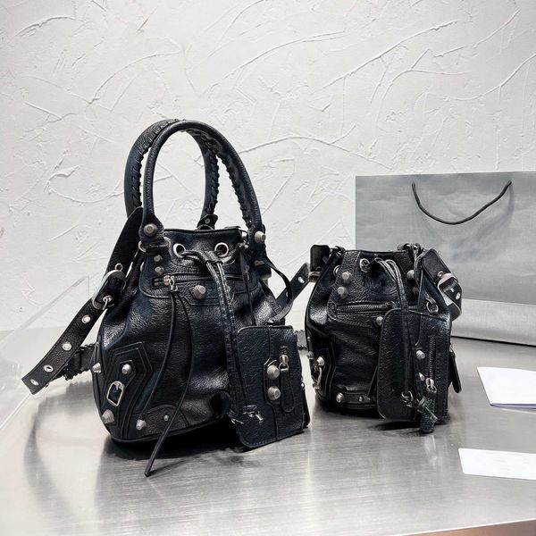 pochette bag crochet bucket bag cool girls crossbody shoulder bags mini tote bags real leather 2022 quality
pochette bag crochet bucket bag cool girls crossbody shoulder bags mini tote bags real leather 2022 quality