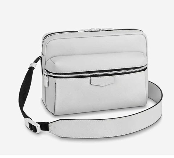 outdoor shoulder bag waist bags real leather handbags famous brand mens bags designer handbag designers purse m30233 multifunctional luxury
outdoor shoulder bag waist bags real leather handbags famous brand mens bags designer handbag designers purse m30233 multifunctional luxury