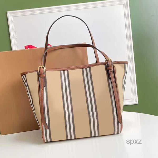 evening bags 2022 women tote shopping bags classic check handbag shoulder bag casual large capacity hasp purse shoulder strap interior zippe
evening bags 2022 women tote shopping bags classic check handbag shoulder bag casual large capacity hasp purse shoulder strap interior zippe