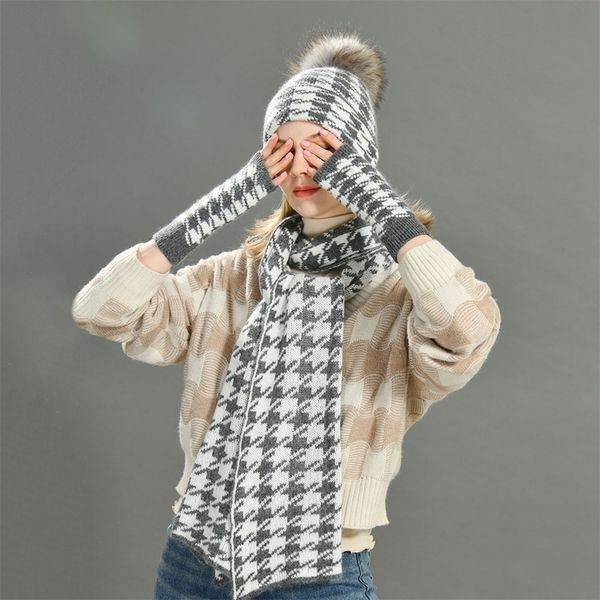 scarves women winter thick knitted hat and gloves sets warm fashion beanie hat scarf gloves 3 pieces set plaid pattern outdoor 220927, Blue;gray
scarves women winter thick knitted hat and gloves sets warm fashion beanie hat scarf gloves 3 pieces set plaid pattern outdoor 220927, Blue;gray
