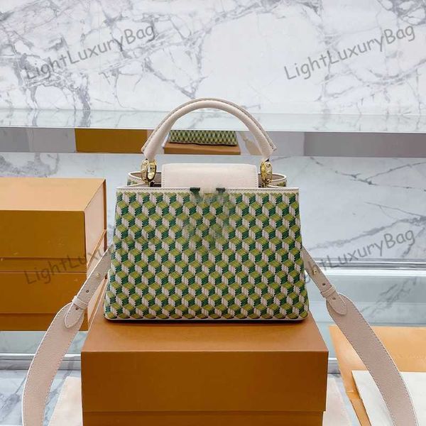 mini wild light luxury shoulder bag designer leather wallet quality exquisite crossbody for women classic famous brand shopping purses 22020
mini wild light luxury shoulder bag designer leather wallet quality exquisite crossbody for women classic famous brand shopping purses 22020