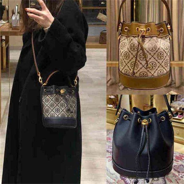 tory tote bag tb handbag luxury capacity torrys shoulder packs burchs messenger bags crossbody tbs ladies shopping handbags zhouzhoubao123 r
tory tote bag tb handbag luxury capacity torrys shoulder packs burchs messenger bags crossbody tbs ladies shopping handbags zhouzhoubao123 r