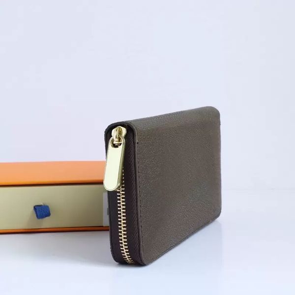 fashion luxury designer women men wallet genuine leather wallets single zipper purses lady ladies long classical purse bag with box 60017, Red;black
fashion luxury designer women men wallet genuine leather wallets single zipper purses lady ladies long classical purse bag with box 60017, Red;black