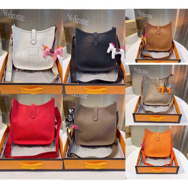 womens factory designer evelyns hers shoulder bags original edition handbags hollowed out bucket head layer cow leather litchi womens purses
womens factory designer evelyns hers shoulder bags original edition handbags hollowed out bucket head layer cow leather litchi womens purses