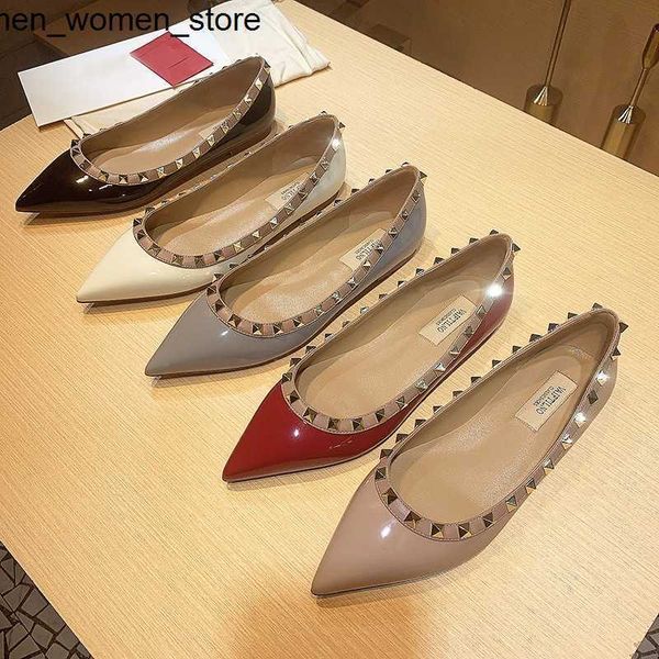 dress shoes designer heels famous brand rivet flat sandals women summer nude wedding shoes leather pointed low heel single slippers, Black
dress shoes designer heels famous brand rivet flat sandals women summer nude wedding shoes leather pointed low heel single slippers, Black
