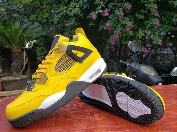 roller shoes 4 lightning tour yellow dark blue grey white men basketball sports shoes good quality 4s jumpman athletic mens sneakers with bo
roller shoes 4 lightning tour yellow dark blue grey white men basketball sports shoes good quality 4s jumpman athletic mens sneakers with bo
