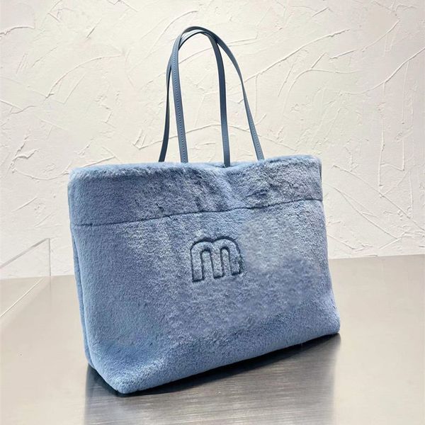large handbag winter furry bags designer bag woman soft warm sheep fur shoulder bag fashion shopping totes lady purse 5a
large handbag winter furry bags designer bag woman soft warm sheep fur shoulder bag fashion shopping totes lady purse 5a