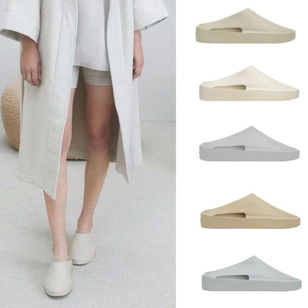 2022 solid color slides slippers flat floops open toe cover toes women men casual wear shoes bedroom sandals sizes from 6-14 large sizes 44/, Black
2022 solid color slides slippers flat floops open toe cover toes women men casual wear shoes bedroom sandals sizes from 6-14 large sizes 44/, Black