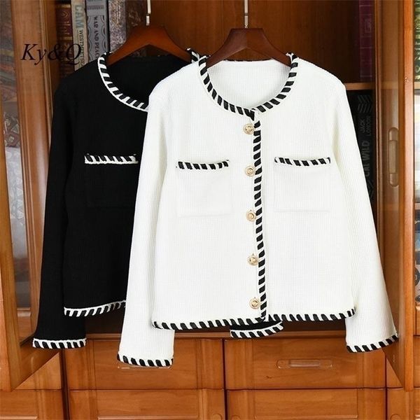 womens knits tees jennie same cardigan knitted fashion elegant temperament luxury longsleeved oneck singlebreasted women short jacket 220923, White
womens knits tees jennie same cardigan knitted fashion elegant temperament luxury longsleeved oneck singlebreasted women short jacket 220923, White