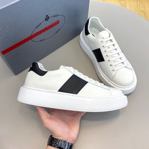 luxury nylon leather gabardine sneakers shoes triangle rubber platform sole skateboard walking wholesale r trainer eu38-46 box
luxury nylon leather gabardine sneakers shoes triangle rubber platform sole skateboard walking wholesale r trainer eu38-46 box