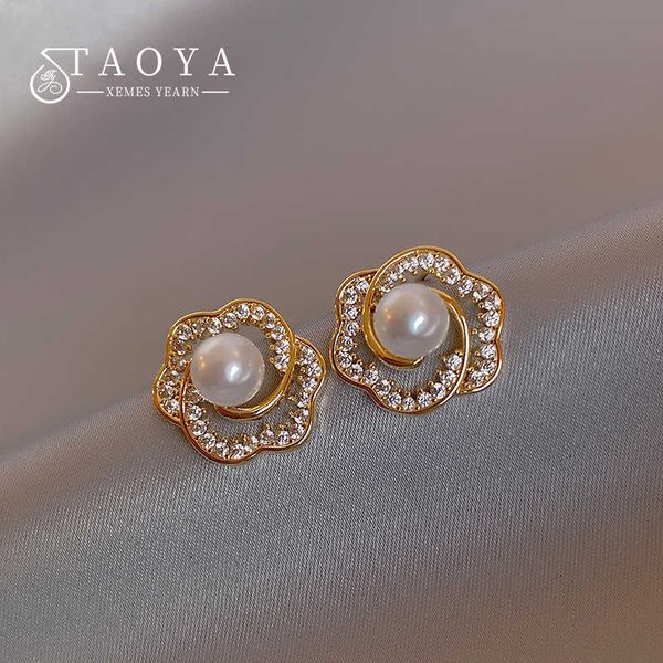 2022 new exquisite hollowed out pearl flower stud earrings party girls' luxury jewelry fashion ear accessories, Golden;silver
2022 new exquisite hollowed out pearl flower stud earrings party girls' luxury jewelry fashion ear accessories, Golden;silver