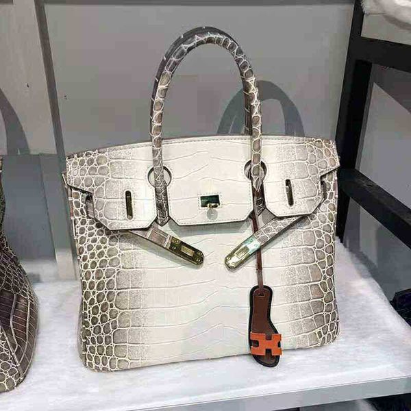 designer handbags genuine leather birkinss high capacity european and single underarm retro large texture portable platinum have shoulder cr
designer handbags genuine leather birkinss high capacity european and single underarm retro large texture portable platinum have shoulder cr