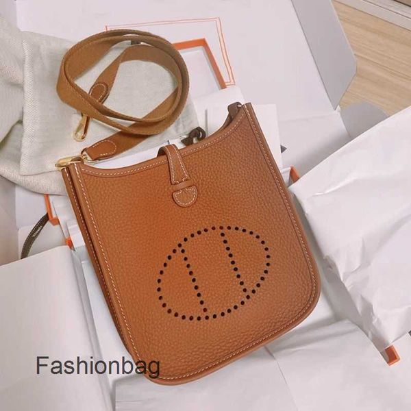 hermee bag women's evelyn designer woman hollowed out bags bucket head layer cow leather litchi one shoulder cross mobile phone ocut
hermee bag women's evelyn designer woman hollowed out bags bucket head layer cow leather litchi one shoulder cross mobile phone ocut