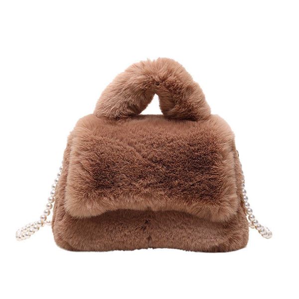 bags fashion pluffy women handbag designer soft plush shoulder bag luxury faux fur pearls chain crossbody smalll flap purse 2022 y2209
bags fashion pluffy women handbag designer soft plush shoulder bag luxury faux fur pearls chain crossbody smalll flap purse 2022 y2209